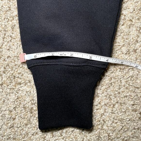 1990's - Vintage Champion Reverse Weave - Cropped Black Sweatshirt - Picture 8 of 13